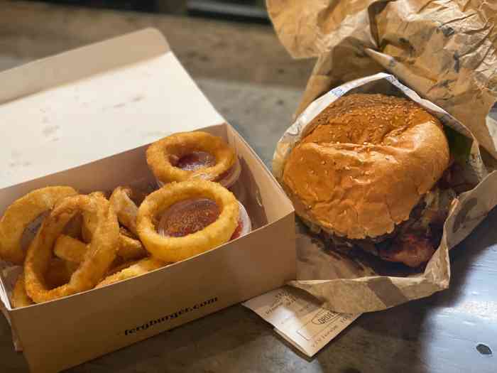 fergburger(皇后镇店)-"皇后镇算是最网红的大汉堡了,去之前就在很.