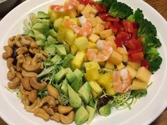 牛油果沙拉-烛影拾光观景餐厅·创意菜·摄影·小提琴(大唐不夜城店)