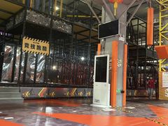 -嗨翻Hi-Fun竞技主题乐园·蹦床团建生日轰趴(荆川 国光1937店)