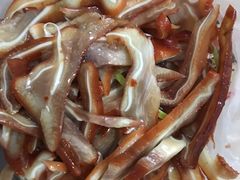 优质猪耳-山林大红·上海大红肠(五莲路店)