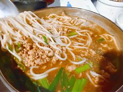 小碗瘦肉-正宗杨记普洱酸醋米线(总店)