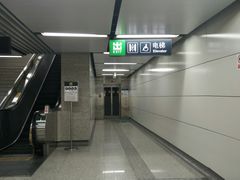 -闸弄口(地铁站)