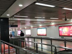 -常熟路(地铁站)