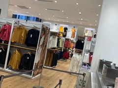 -优衣库(深圳万象天地旗舰店)