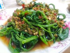 剁椒藤菜-洪霞餐馆