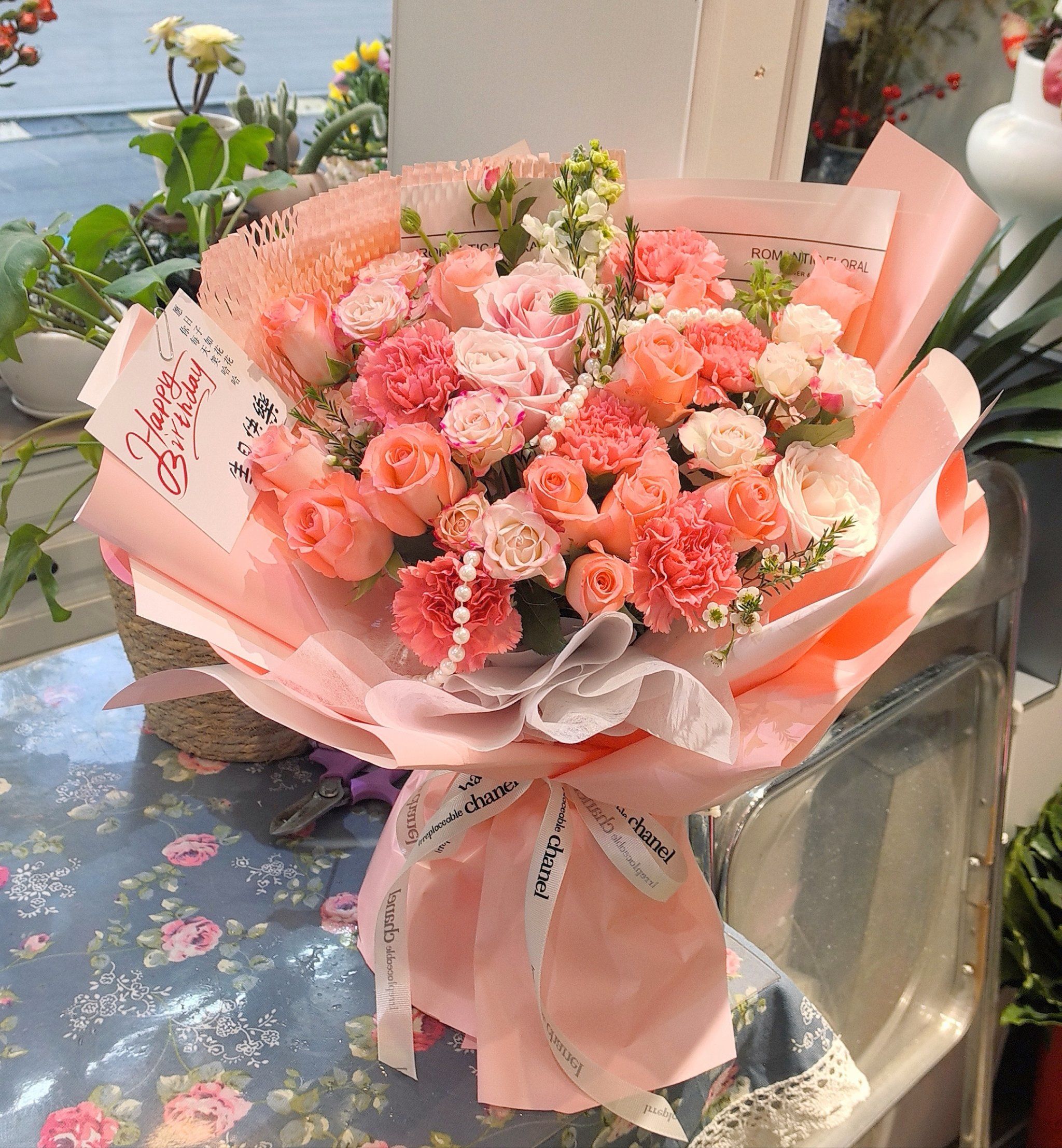 粉色系混搭生日花束