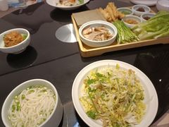 -闫府私房菜·百年鲁菜(恒隆店)