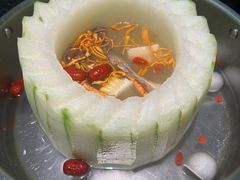 -得意咚瓜·顺德鱼生·冬瓜火锅(深圳首店)