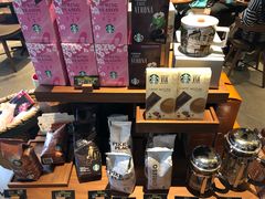 零售区-星巴克(宝山万达店)