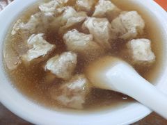 -张阿三馄饨店