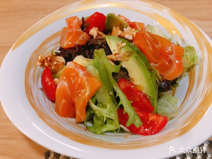 鮨屋私家日料三文鱼牛油果沙拉图片 - 第101张