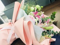 -上海星瀚奔驰4S店(红柳路店)