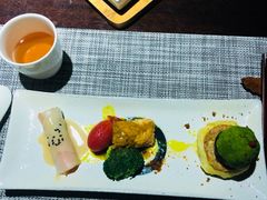 -乐领拈花溪·林涧食韵