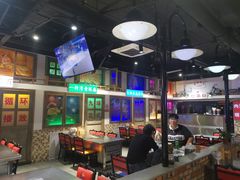 -马路牙子烧烤音乐酒馆(望京店)