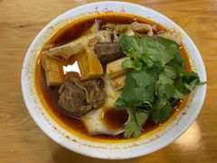 红烧牛肉刀削-华兴街自力面店