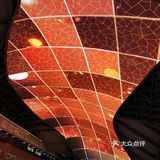 美食、商场,茶饮都有,最重要的是,徜徉在银河里