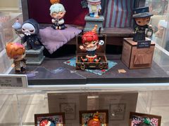 -泡泡玛特POPMART(上海环球港店)