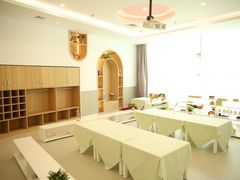 -红黄蓝成长中心(海淀上地店)