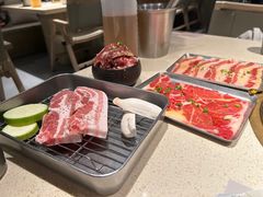 -蚂蚁洞·烤肉大营地(上海静安大悦城店)