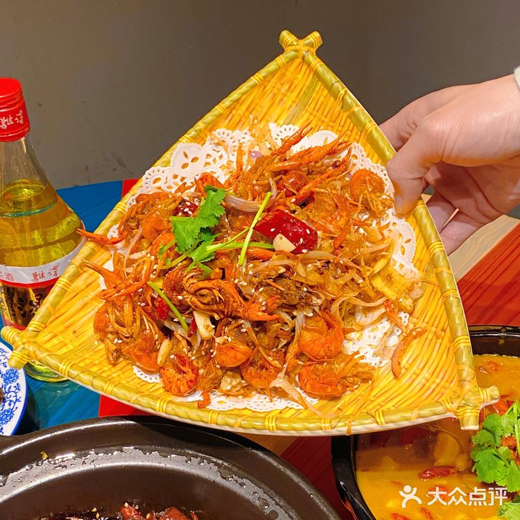 无锡超超超好吃的龙虾馆，人均只要60元！ 