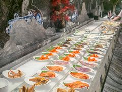 -雍容荟帝王蟹活龙虾展台自助(IFS黑金店)