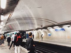 -乐蓬马歇百货公司(Rive Gauche)