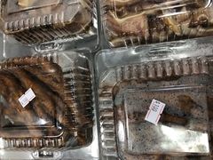 -YI PIN JU 一品居中餐厅 中国超市