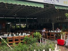 -四川小胡子海鲜(丁村万人海鲜广场店)