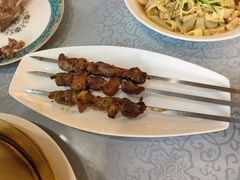 -汗腾格里·风味餐厅(新疆驻京办店)
