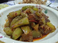 莴苣烧牛筋-大隐隐于市私房菜(保和小区店)