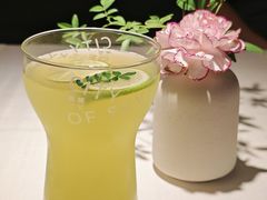 -春树下·树屋花房西餐厅(罍街AS1980店)