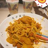什么，还没找到给你剥虾的人吗？