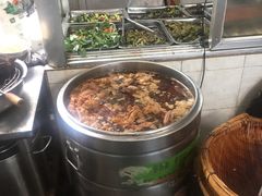 -雷祖芳老妈蹄花店