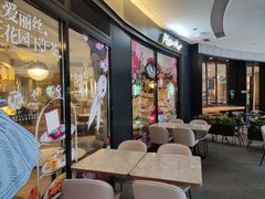 -必胜客(WOW中心城店)