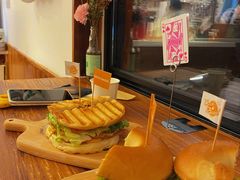 -Catch Bagel(芳草地店)