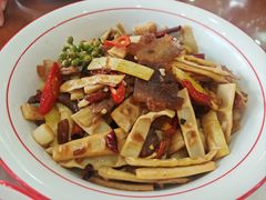 野笋炒腊肉-漁耕小厨农家院(武当山店)
