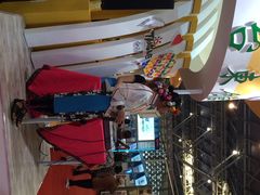 世博展览馆-东浩兰生上海世博展览馆