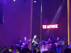 -TZ House音乐现场(来福士中心店)
