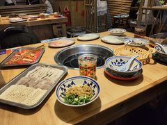 -洱火云南酸菜牛肉火锅(石景山当代商城店)