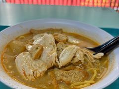 -亚王咖喱鸡米粉面