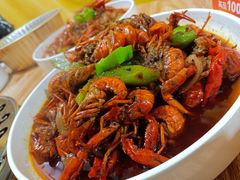 -茸梅路右拐龙虾-农家菜(松江店)
