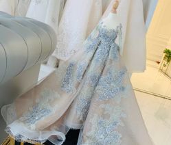点击看大图 -拉瑞娜LaReine婚纱礼服高级定制