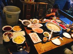 -纸盐河码头火锅(十八梯店)