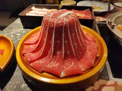 -牛YO寿喜烧·铁板烧和牛火锅自助(市府恒隆店)
