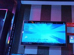 -唱吧麦颂KTV(松江五龙商业广场店)