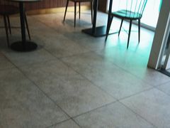 -德克士(亚中商城店)