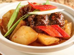 沙茶萝卜牛腩-鱼鹰港式茶餐厅(松江店)