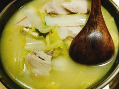 -关东小磨东北菜(上海长风大悦城店)