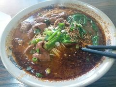 -丁丁猫重庆小面(徐州路店)
