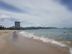 -芽庄日出海滩水疗酒店